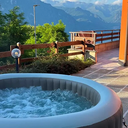 Casa Panorama Intelvi - & Lugano Lakes Vakantiehuis *